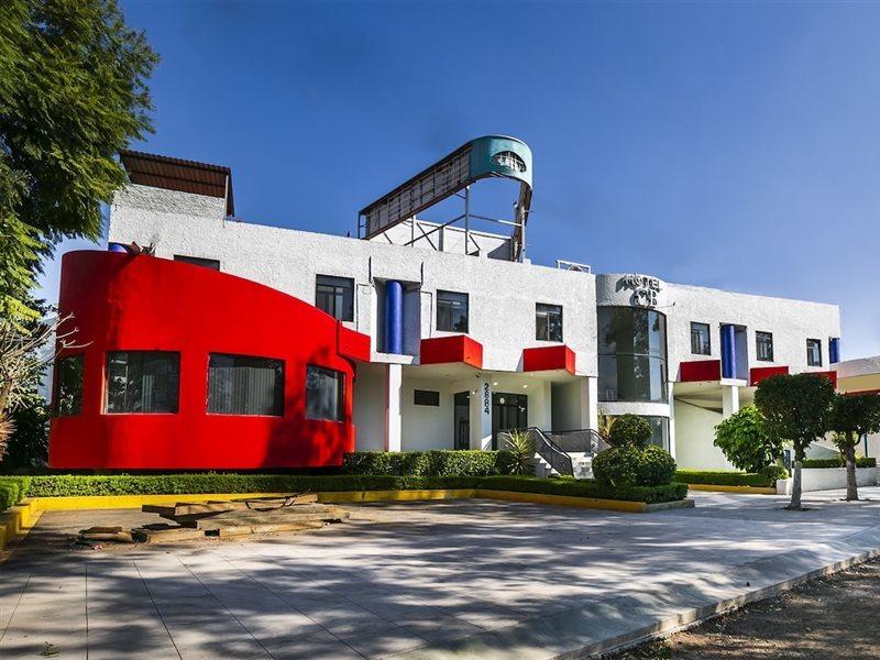 Capital O Hotel Casa Blanca, Morelia Exterior foto